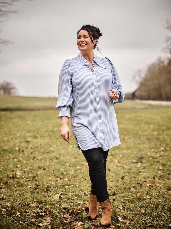 ZOEY ESTRELLA SHIRT Skjorter 304 Sky Blue