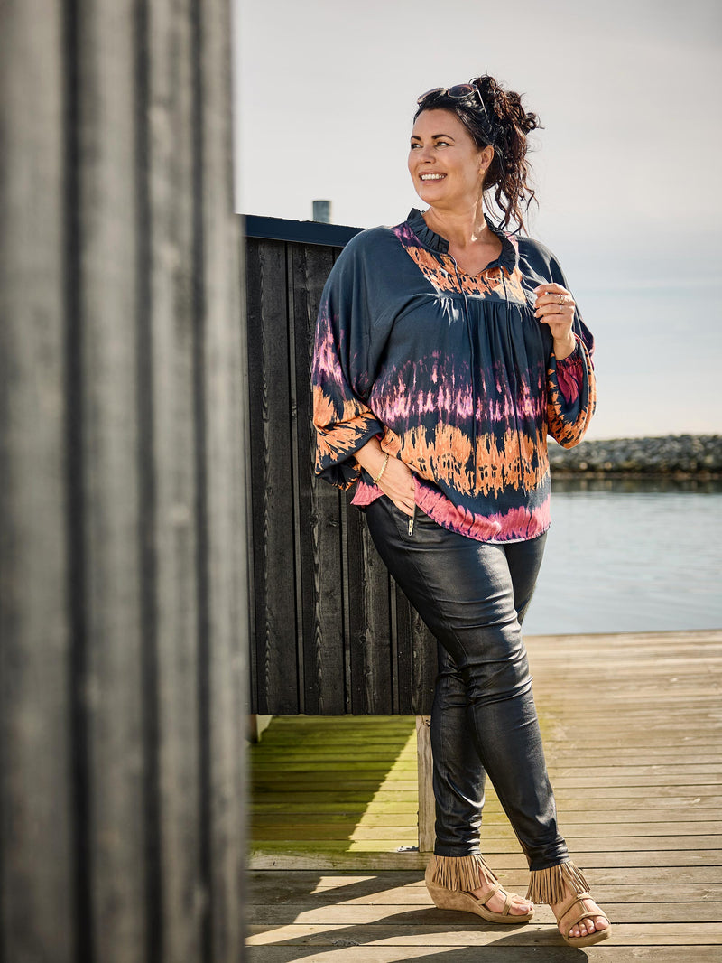 ZOEY OPHELIA BLOUSE Bluser 007 BLACK TIE DYE